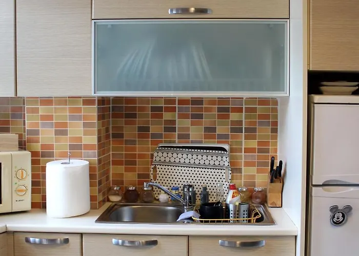 Cozy House With Relaxing Backyard Apartamento Ermoupoli