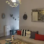 Διαμέρισμα Cozy House With Relaxing Backyard *