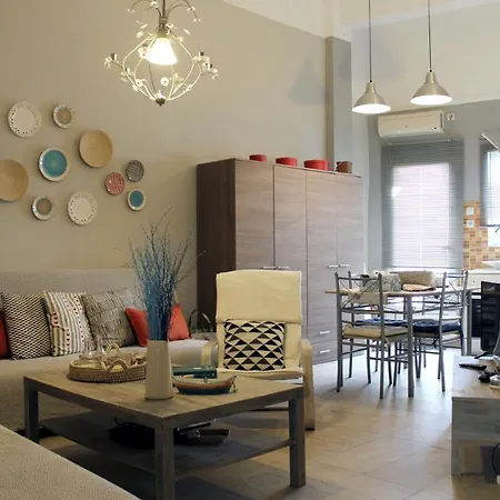 Cozy House With Relaxing Backyard Ερμούπολη