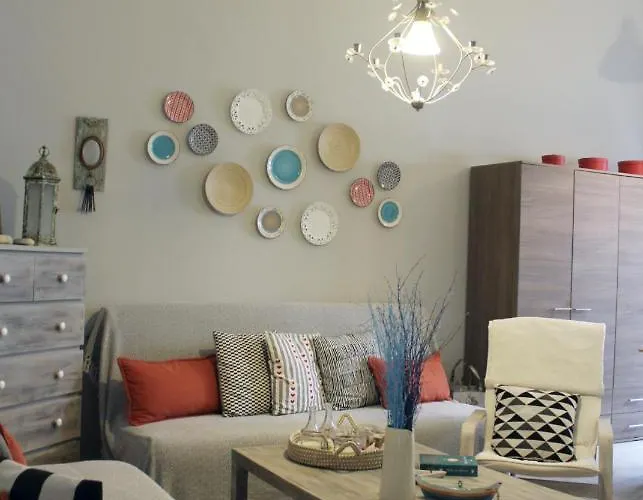 Appartement Cozy House With Relaxing Backyard