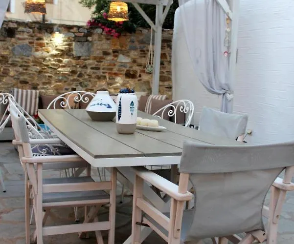 Appartement Cozy House With Relaxing Backyard