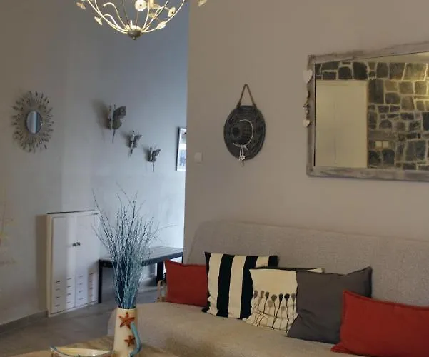 Appartement Cozy House With Relaxing Backyard *